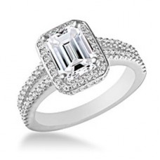 Emerald Diamond Single Halo Shoulder Set Ring