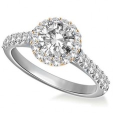 Unique Round Diamond Single Halo Shoulder Set Ring