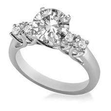 Shoulder Set Diamond Engagement Ring
