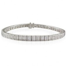 Modern Emerald Diamond Tennis Bracelet