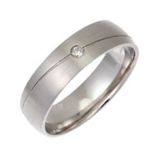 6mm Court Shape Round Diamond Ring
