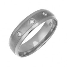 5mm Court Shape Round Diamond Wedding Ring