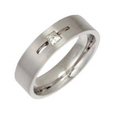 6mm Flat Court Princess Diamond Wedding Band