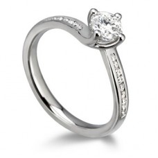 0.43ct Fg/si Round Diamond Ring