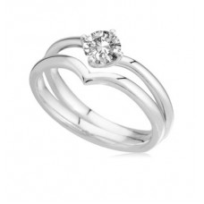 Round Diamond Engagement Ring