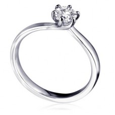 Round Diamond Engagement Ring