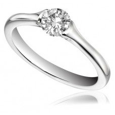 Round Diamond Engagement Ring