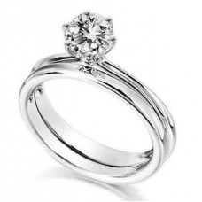Round Diamond Engagement Ring