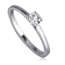 0.31ct I1/f Round Diamond Solitaire Ring