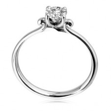 Round Diamond Engagement Ring