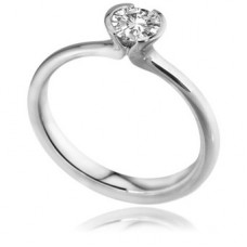 Round Diamond Designer Ring