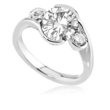 0.60ct Vs1/f Oval Diamond Trilogy Ring