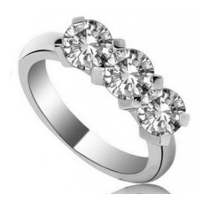 0.95ct Vs1/h Round Diamond Trilogy Ring