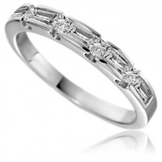 Certified 1.00ct Vs1/d Round & Baguette Diamond Ring