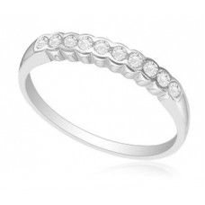 Elegant Round Diamond Eternity Ring