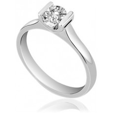 Round Diamond Engagement Ring