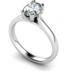 Elegant Oval Diamond Engagement Ring