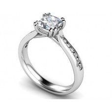 0.75ct I1/fg Round Diamond Shoulder Set Ring