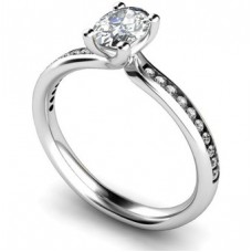 Oval/round Diamond Shoulder Set Engagement Ring