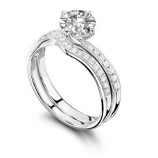 Diamond Shoulder Set Ring With Matching Band