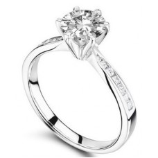 0.70ct Si1/h Round Diamond Ring