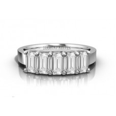 Certified 1.00ct Si2/g Emerald Diamond Ring
