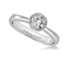 Round Diamond Engagement Ring