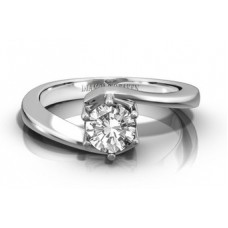 Round Diamond Engagement Ring