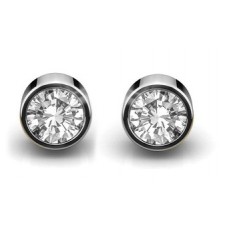 Round Diamond Stud Earrings