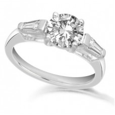 Round Diamond Trilogy Ring