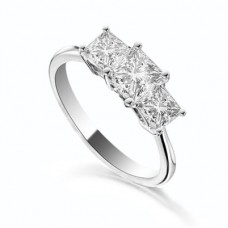 0.50ct Si2/g Princess Diamond Trilogy Ring