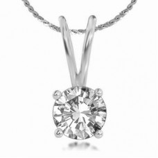 Classic 4 Claw Round Diamond Pendant