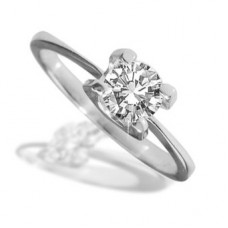 Round Diamond Engagement Ring