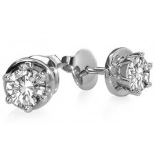 Round Diamond Stud Earrings