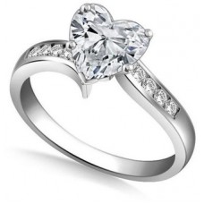 Heart Diamond Shoulder Set Ring