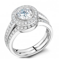 Diamond Shoulder Set Ring With Matching Band Diamond Shoulder Set Ring With Matching Band