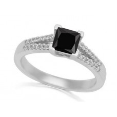 Princess Black Diamond Shoulder Set Ring