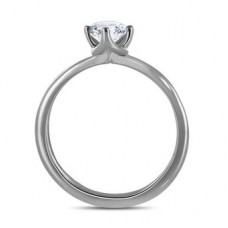 Round Diamond Engagement Ring