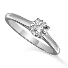 Round Diamond Engagement Ring