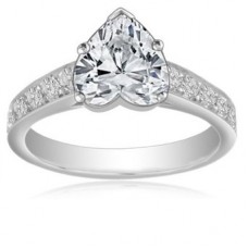 Heart/round Diamond Designer Shoulder Set Ring
