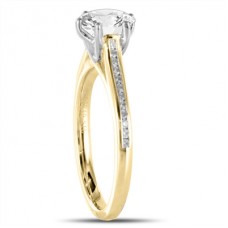 0.90ct Vs1/d Round Diamond Ring