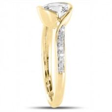 Shoulder Set Diamond Engagement Ring