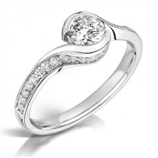 Curved Round Diamond Shoulder Set Ring