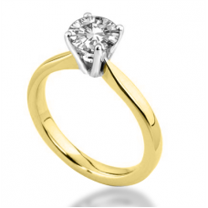 Traditional Round Diamond Engagement Ring