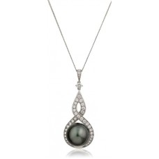 Round Diamond & Black Pearl Pendant