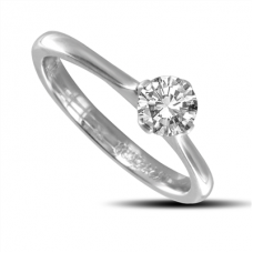Round Diamond Engagement Ring