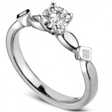 Round & Princess Diamond Designer Ring Round & Princess Diamond Designer Ring