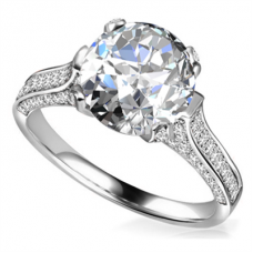 Modern Round Diamond Vintage Ring