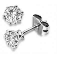 Traditional Round Diamond Stud Earrings