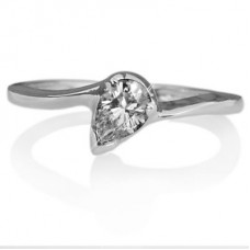 0.40ct Vs/f Pear Diamond Ring